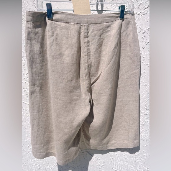 Eileen Fisher Linen Shorts, Size 8, Undyed Natural Colour, 100% Organic Linen - Picture 6 of 7